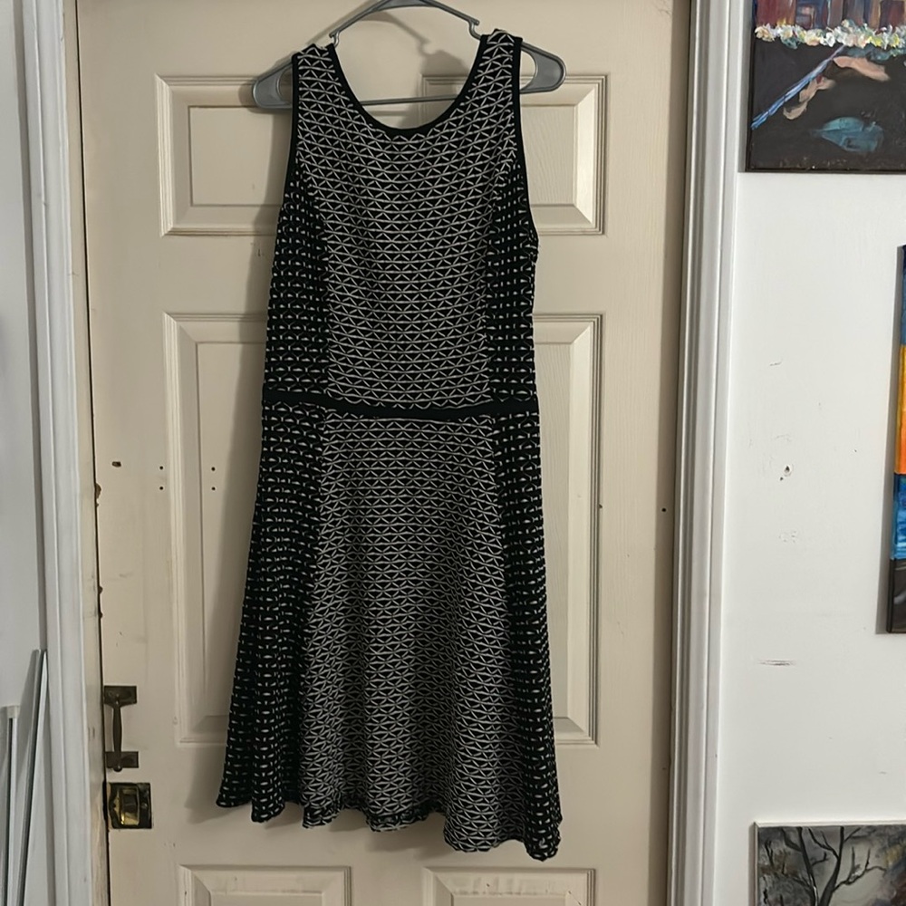Alfani Black and White Geometric Pattern dress Size XL